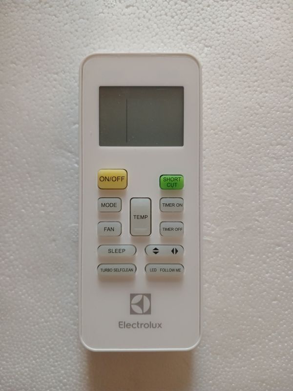 Пульт кондиціонера Electrolux RG52A2/BGEF оригінальний